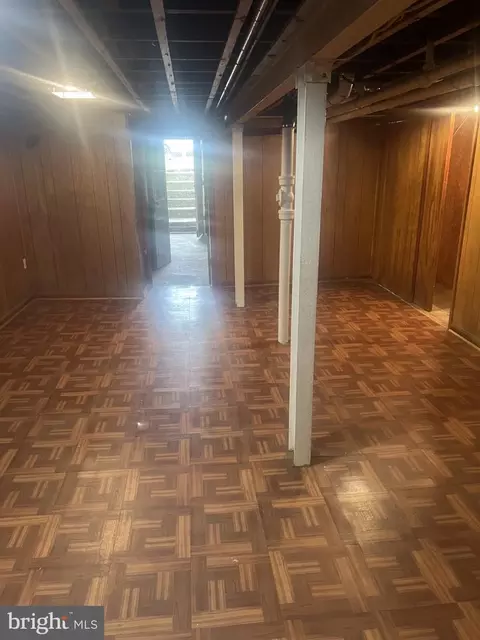 Entry Way - 224 17th St NE, Washington, DC 20002 photo 6 of 7