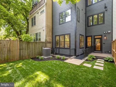 Exterior - 1237 4th St NW #B, Washington, DC 20001 photo 3 of 3