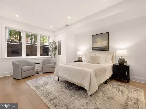 Bedroom - 1237 4th St NW #B, Washington, DC 20001 photo 2 of 4
