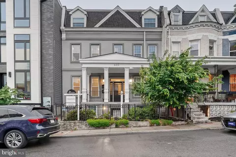 600 Harvard St NW #1, Washington, DC 20001