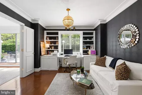 2801 New Mexico Ave NW #204, Washington, DC 20007