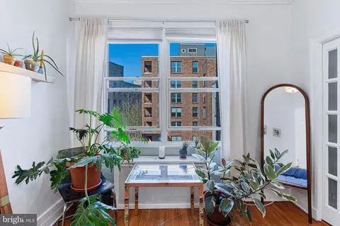 1734 P St NW #53, Washington, DC 20036