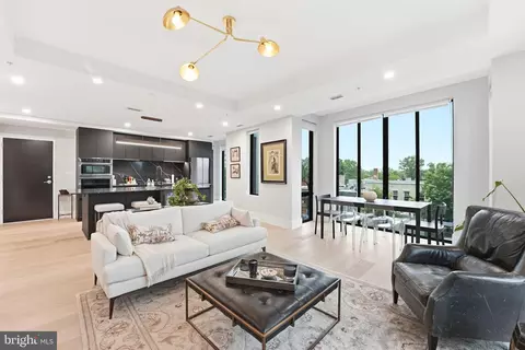 3219 Wisconsin Ave NW #301, Washington, DC 20016