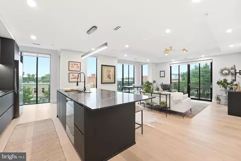 3219 Wisconsin Ave NW #301, Washington, DC 20016