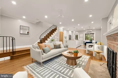 907 Varnum St NE, Washington, DC 20017