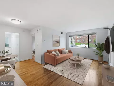 3835 Davis Pl NW #2, Washington, DC 20007