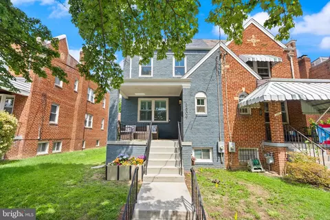 5809 3rd Pl NW, Washington, DC 20011