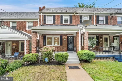 44 Crittenden St NE, Washington, DC 20011