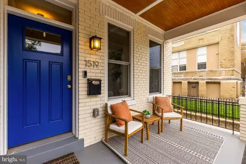 Exterior - 1519 E Capitol St SE, Washington, DC 20003 photo 4 of 11