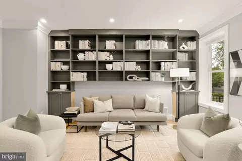 Living - 1519 E Capitol St SE, Washington, DC 20003 photo 2 of 3