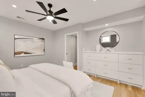Bedroom - 1519 E Capitol St SE, Washington, DC 20003 photo 10 of 14