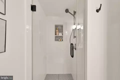 Bath - 1519 E Capitol St SE, Washington, DC 20003 photo 11 of 11