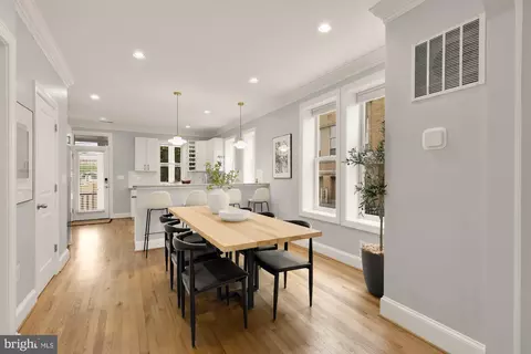 Dining - 1519 E Capitol St SE, Washington, DC 20003 photo 1 of 3