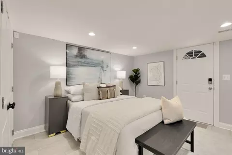 Bedroom - 1519 E Capitol St SE, Washington, DC 20003 photo 11 of 14