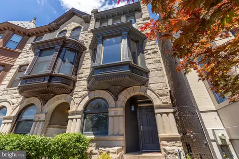 128 D St SE, Washington, DC 20003