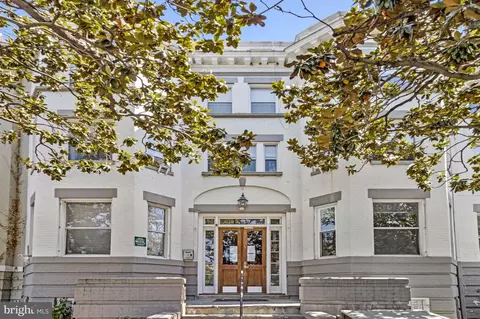 1527 Park Rd NW #301, Washington, DC 20010