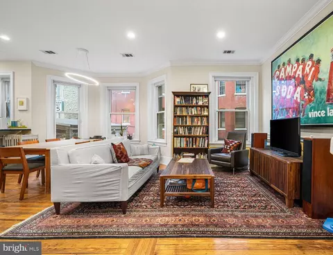 1423 R St NW #105, Washington, DC 20009