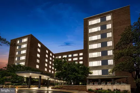 4301 Massachusetts Ave NW #5014, Washington, DC 20016
