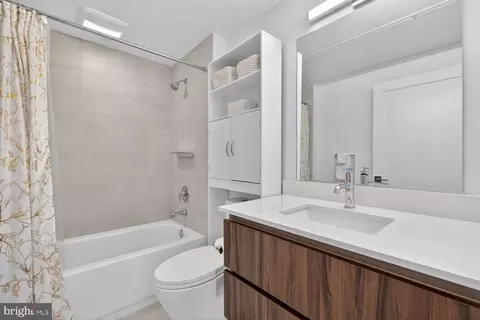 Bath - 37 L St SE #802, Washington, DC 20003 photo 2 of 2