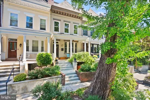 1747 Swann St NW, Washington, DC 20009