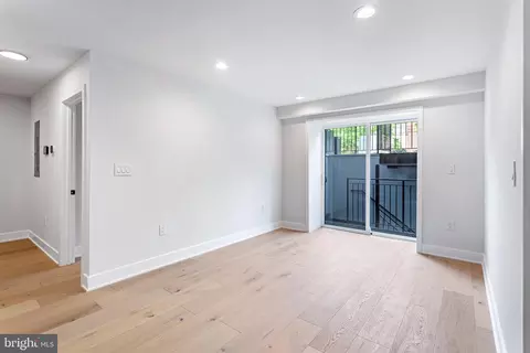 Living - 845 19th St NE #4, Washington, DC 20002 photo 1 of 1