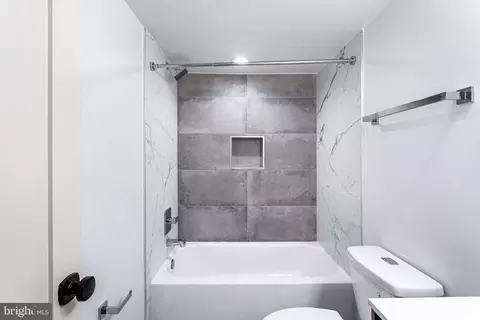 Bath - 845 19th St NE #4, Washington, DC 20002 photo 1 of 1