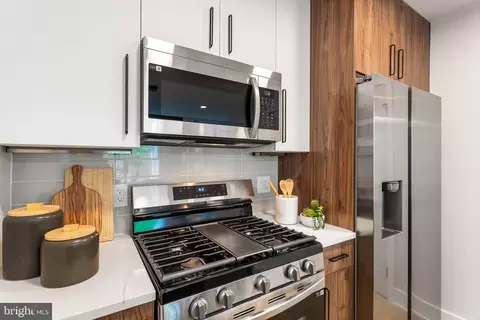 Kitchen - 845 19th St NE #8, Washington, DC 20002 photo 2 of 2