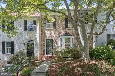 5023 V St NW, Washington, DC 20007