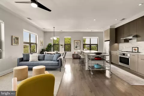 900 11th St SE #401, Washington, DC 20003