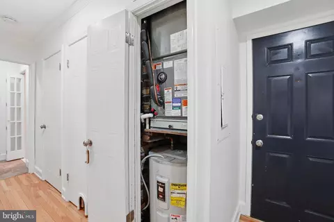 Entry Way - 301 G St NE #3, Washington, DC 20002 photo 2 of 2
