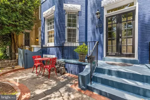 Exterior - 502 G St NE, Washington, DC 20002 photo 1 of 7