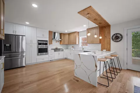 2831 Otis St NE, Washington, DC 20018