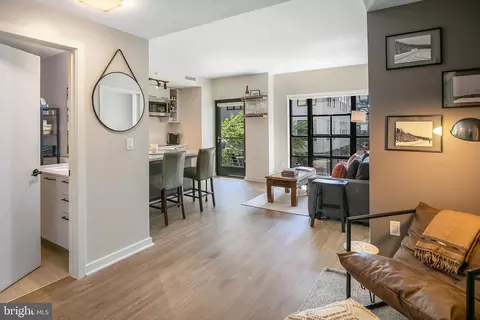 1625 Eckington Pl NE #421, Washington, DC 20002
