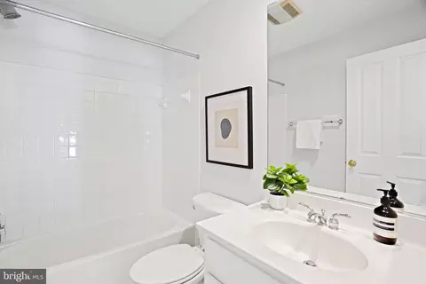 2123 12th Pl NW, Washington, DC 20009 photo 10