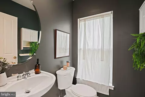 2123 12th Pl NW, Washington, DC 20009 photo 22