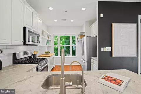 2123 12th Pl NW, Washington, DC 20009 photo 17