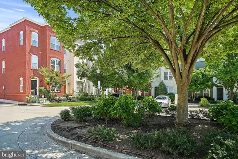 2123 12th Pl NW, Washington, DC 20009 photo 4