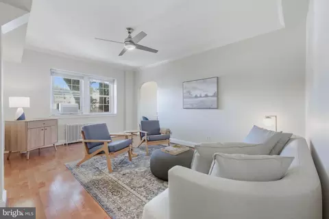 3925 Davis Pl NW #B7, Washington, DC 20007