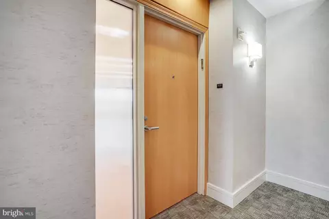 Entry Way - 675 E Street St NW #900, Washington, DC 20004 photo 1 of 5