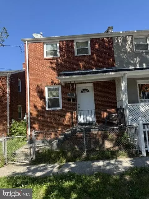 486 Burbank St SE, Washington, DC 20019