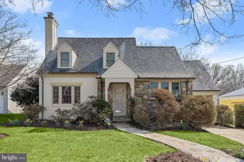 4348 Warren St NW, Washington, DC 20016