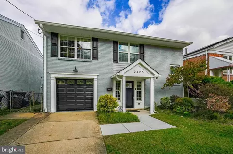 2425 Skyland Pl SE, Washington, DC 20020