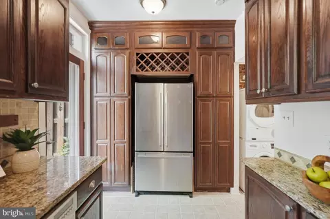 315 11th St SE, Washington, DC 20003 photo 16