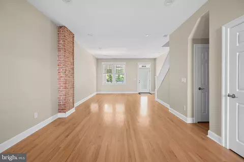 Living - 1230 Oates St NE, Washington, DC 20002 photo 5 of 7