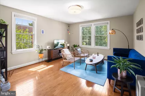 304 Aspen St NW #204, Washington, DC 20012