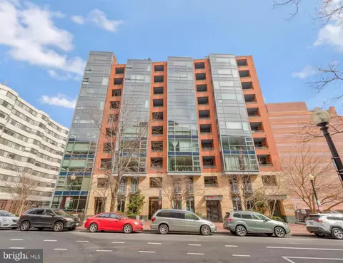 1117 10th St NW #505, Washington, DC 20001