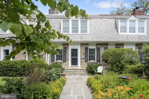 1819 37th St NW, Washington, DC 20007