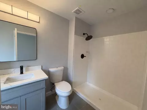 Bath - 5002 Kimi Gray Ct SE, Washington, DC 20019 photo 3 of 3