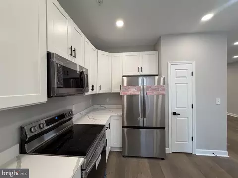 Kitchen - 5002 Kimi Gray Ct SE, Washington, DC 20019 photo 5 of 5
