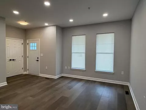 Living - 5002 Kimi Gray Ct SE, Washington, DC 20019 photo 1 of 3